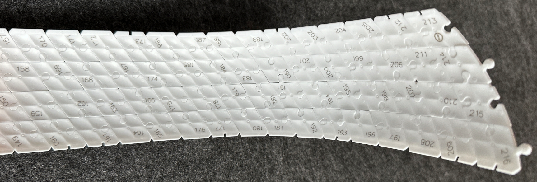 Zweiter Bild der gepuzzelten Iconics Allianz Arena ohne Pfeile (Artikelnummer 12008033),  zur Hilfestellung.